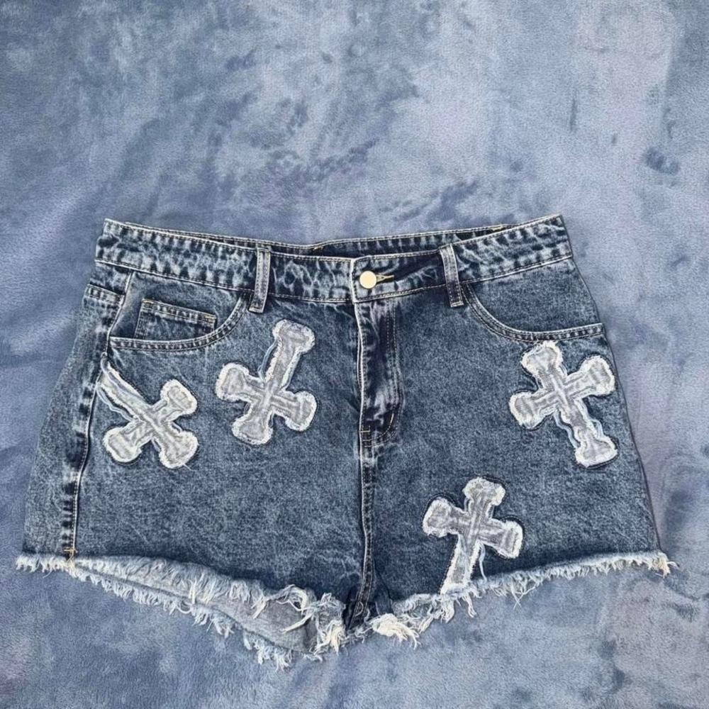 Blue denim‎ shorts with white cross embroidery, women Size: XL
